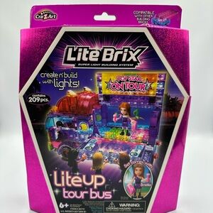 Cra-Z-Art Lite Brix Super Light “Pop Star On Your” Lite Up Tour Bus With Brielle